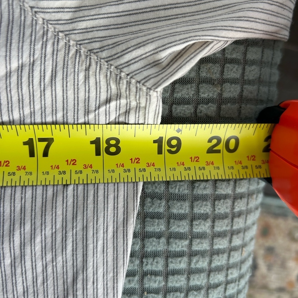 Women’s Striped Cotton Shirt - Picture 3 of 6